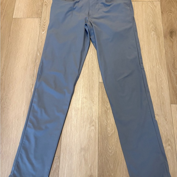 lululemon athletica Men's ABC Classic 5 Pocket Pants - Picture 3 of 3